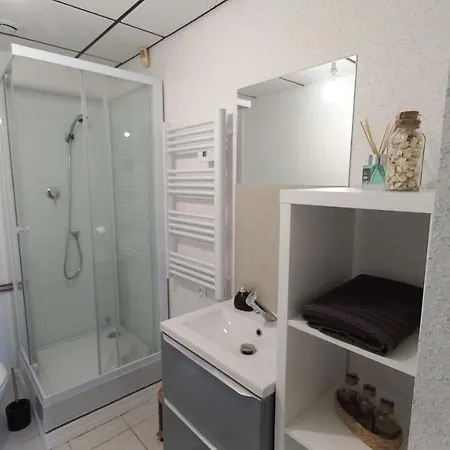 Adorable studio avec entrée indépendante Pensión 3*