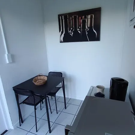 Adorable studio avec entrée indépendante