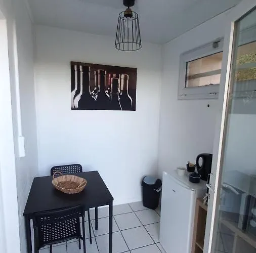 Adorable Avec Entree Independante דיז'ון